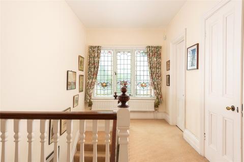 21 Biddenham Turn, Biddenham, Bedford, MK40 4AZ