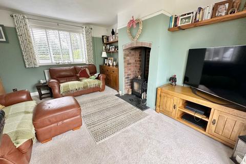 3 bedroom semi-detached house for sale, Meadow Place, Telford TF6