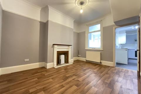 3 bedroom terraced house for sale, Murchison Street, Scarborough, YO12 7RW