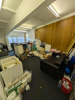 Industrial unit to rent, 10-14 Cherry Street, Woking, GU21 6EE