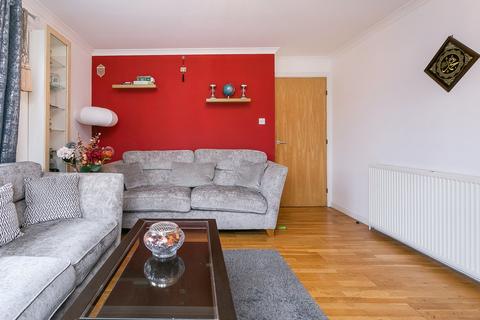 2 bedroom ground floor flat for sale, Stenhouse Gardens, Stenhouse, Edinburgh, EH11