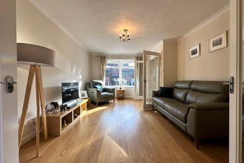 2 bedroom terraced house for sale, Broomfauld Gardens, Dumbarton, West Dunbartonshire, G82