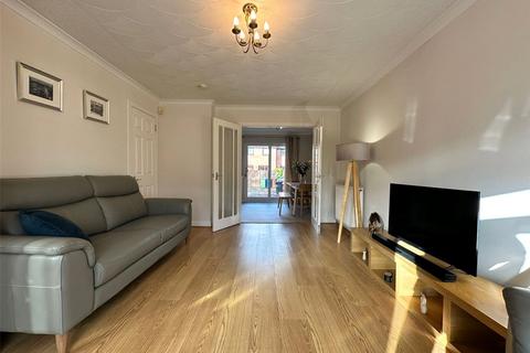 9 Broomfauld Gardens, Dumbarton, G82 2LB