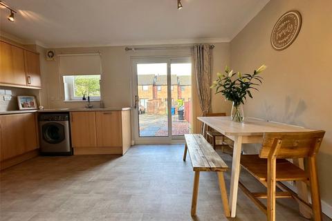 9 Broomfauld Gardens, Dumbarton, G82 2LB