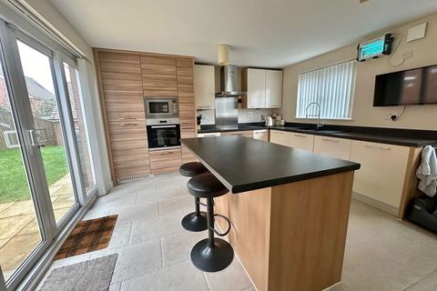 4 bedroom detached house for sale, Bakers Lock, Telford TF1