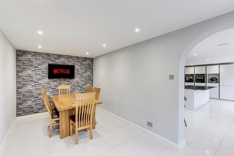 4 bedroom detached house for sale, Nottingham Road, Stapleford NG9