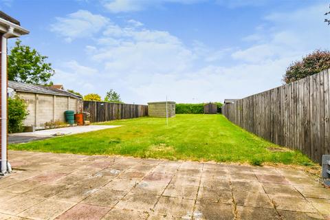 2 bedroom semi-detached bungalow for sale, Ganstead Lane, Bilton, Hull