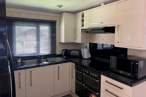 2 bedroom static caravan for sale, Little Venice Country Park and Marina, , Hampstead Lane ME18