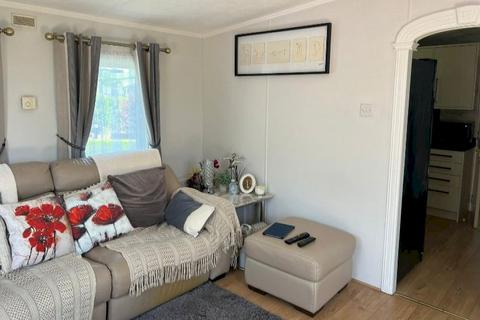 2 bedroom static caravan for sale, Little Venice Country Park and Marina, , Hampstead Lane ME18