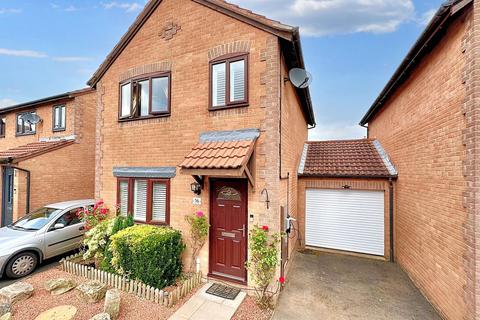 3 bedroom detached house for sale, Saggars Close, Telford TF7