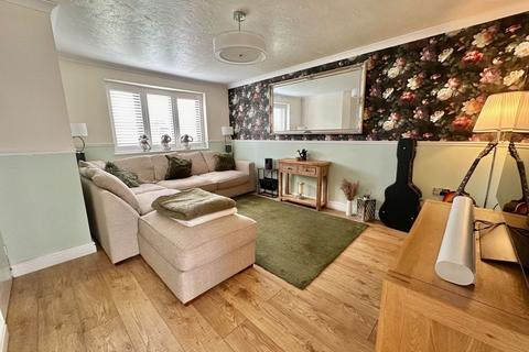 3 bedroom detached house for sale, Saggars Close, Telford TF7