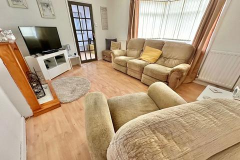 3 bedroom semi-detached house for sale, Upper Road, Telford TF7