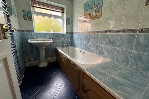 2 bedroom detached bungalow for sale, St. Lukes Road, Telford TF4