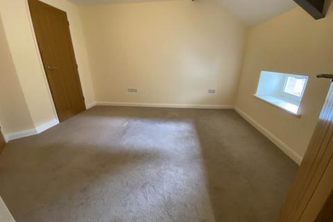 4 bedroom flat to rent, Old Brewery Place, High Street, Oakhill, Nr Radstock