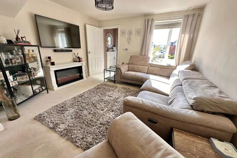 3 bedroom semi-detached house for sale, Sandhole Crescent, Telford TF3