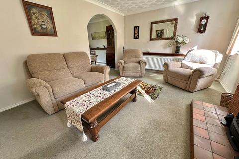 3 bedroom detached bungalow for sale, Derwent Drive, Telford TF2