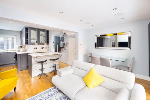 2 bedroom flat to rent, John Pritchard House, Buxton Street, London, E1