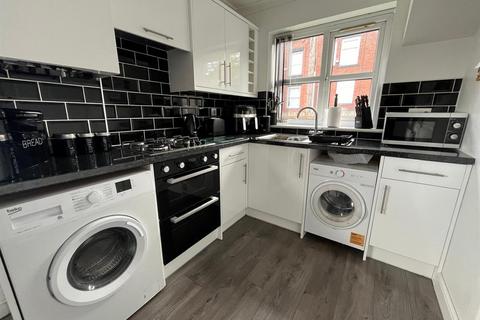 2 bedroom mews for sale, Hollins Street, Stalybridge SK15