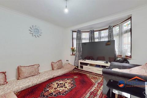 3 bedroom semi-detached house for sale, Old Cote Drive, Heston, Hounslow