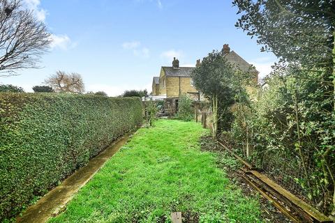 2 bedroom terraced house to rent, Downs Road, Deal CT14