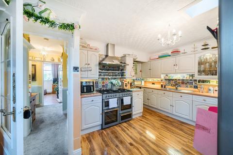 15 Bowfield Close, Grimsby, DN37 9EG