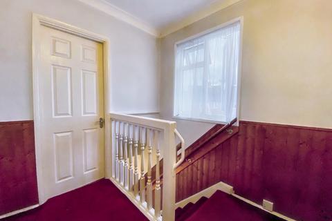 3 bedroom semi-detached house for sale, Lipscombe Rise, Alton, Hampshire