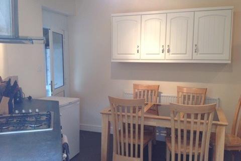 5 bedroom end of terrace house to rent, Queen Street, Cirencester, Gloucestershire, GL7