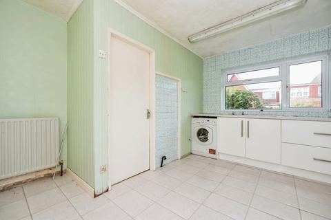 3 bedroom semi-detached bungalow for sale, Hill Close, Gravesend DA13