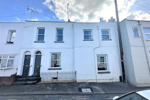 3 bedroom terraced house to rent, Sandford Street, Cheltenham GL53