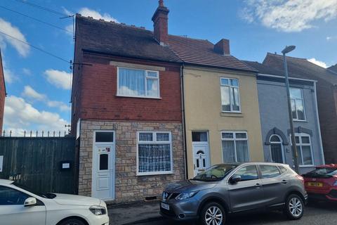 2 bedroom end of terrace house to rent, New Street, Quarry Bank, Brierley Hill, DY5