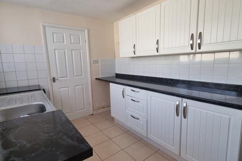 2 bedroom end of terrace house to rent, New Street, Quarry Bank, Brierley Hill, DY5