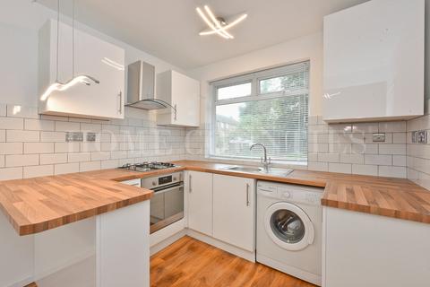 1 bedroom maisonette for sale, Great Slades, Potters Bar, EN6