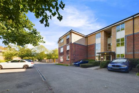 2 bedroom flat for sale, 1A Stockheath Road, Havant PO9