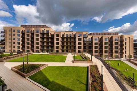 3 bedroom apartment to rent, 51 St Andrew's Road, Uxbridge UB10