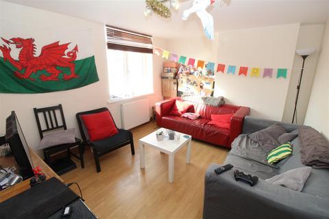 4 bedroom flat to rent, Woodville Road, Cardiff CF24