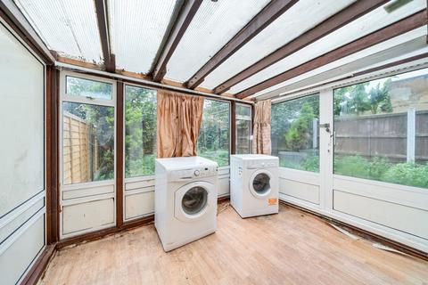 259 Boundary Road, London, E17 8NE