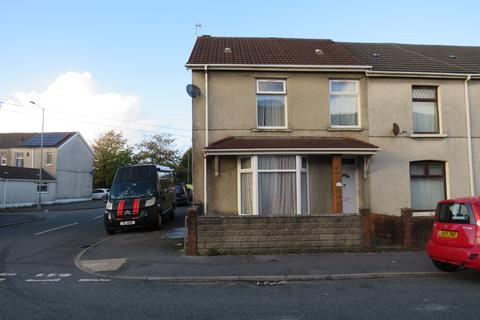 4 bedroom end of terrace house for sale, Trinity Road, Llanelli SA15