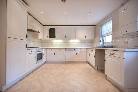 2 bedroom flat for sale, Badgers Holt, Tunbridge Wells TN2