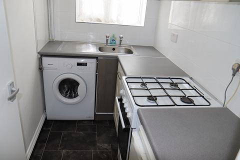 undefined, Crawley Road, Luton LU1