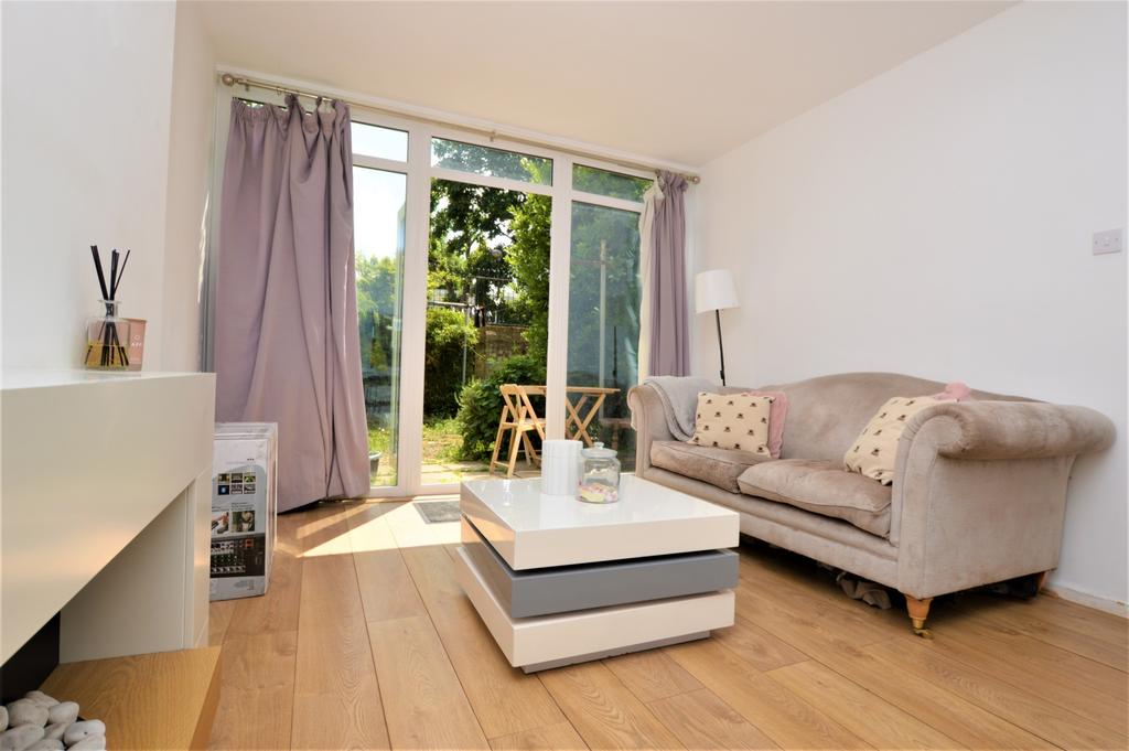 Living room 2
