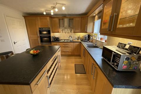 3 bedroom detached house for sale, The Hawthorns, West Kyo, Stanley