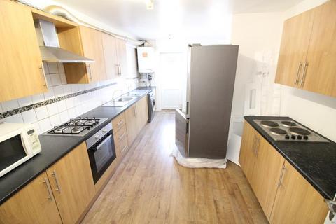 1 bedroom in a house share to rent, Hesa Road, Hayes