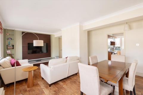 2 bedroom flat for sale, Gloucester Terrace, London, W2