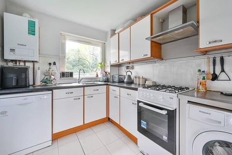 2 bedroom flat to rent, Westville Grange, Ealing Broadway, London, W5