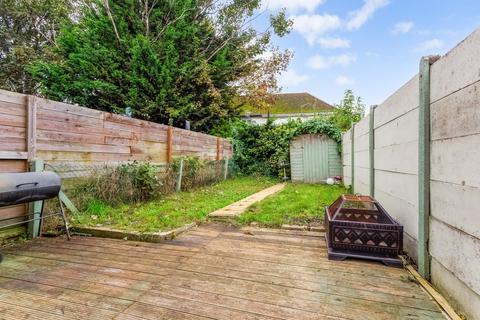 21 Carville Crescent, Brentford, TW8 9RB