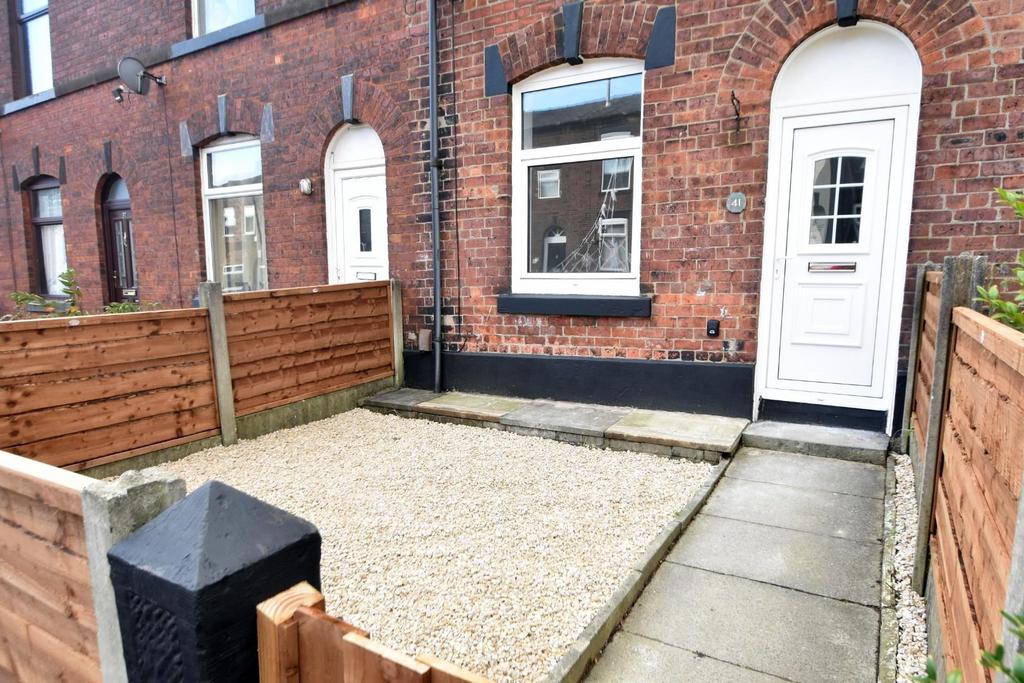 Oram Street, Bury BL9 2 bed terraced house for sale £150,000
