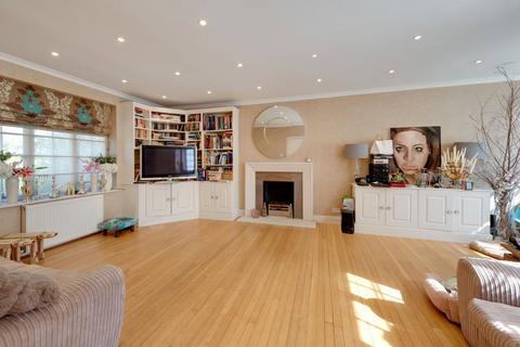 undefined, Hampstead Garden Suburb NW11