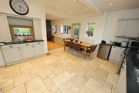 undefined, Hampstead Garden Suburb NW11
