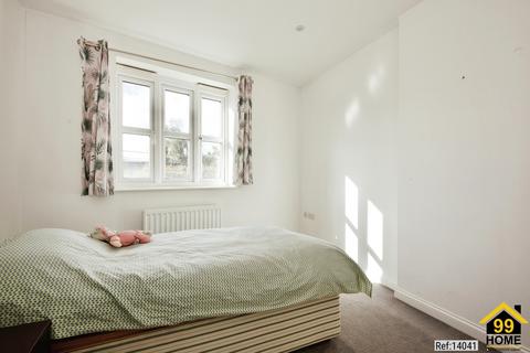 2 bedroom flat for sale, Stanley Road, Harrow, Middlesex, HA2