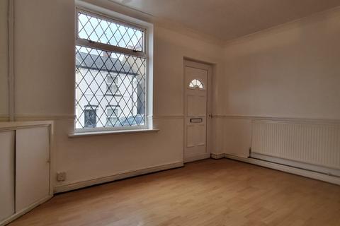 2 bedroom terraced house to rent, Spring Street, Stourbridge, DY9